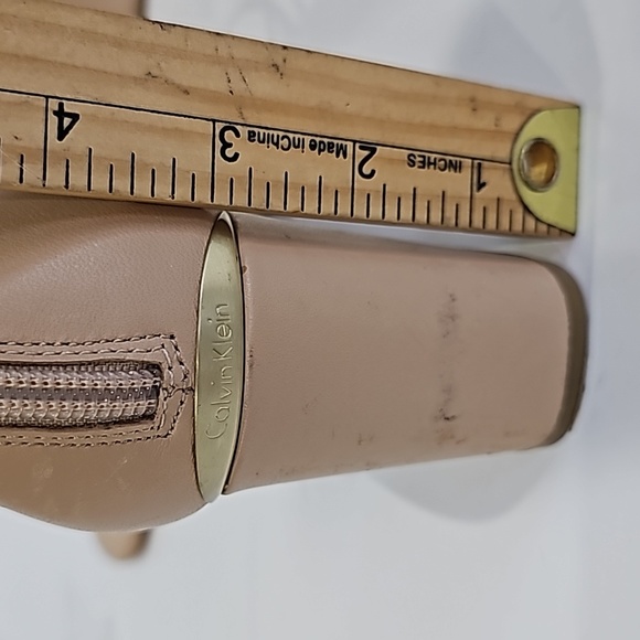 Calvin Klein Caz Cow Silk Sandstorm Beige Leather Open Toe Strappy Sandal Size 9 - Picture 8 of 12